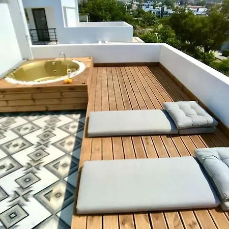 Relax Karavas (Northern Cyprus)