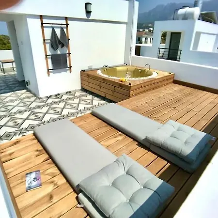 Relax Βίλα Καραβάς